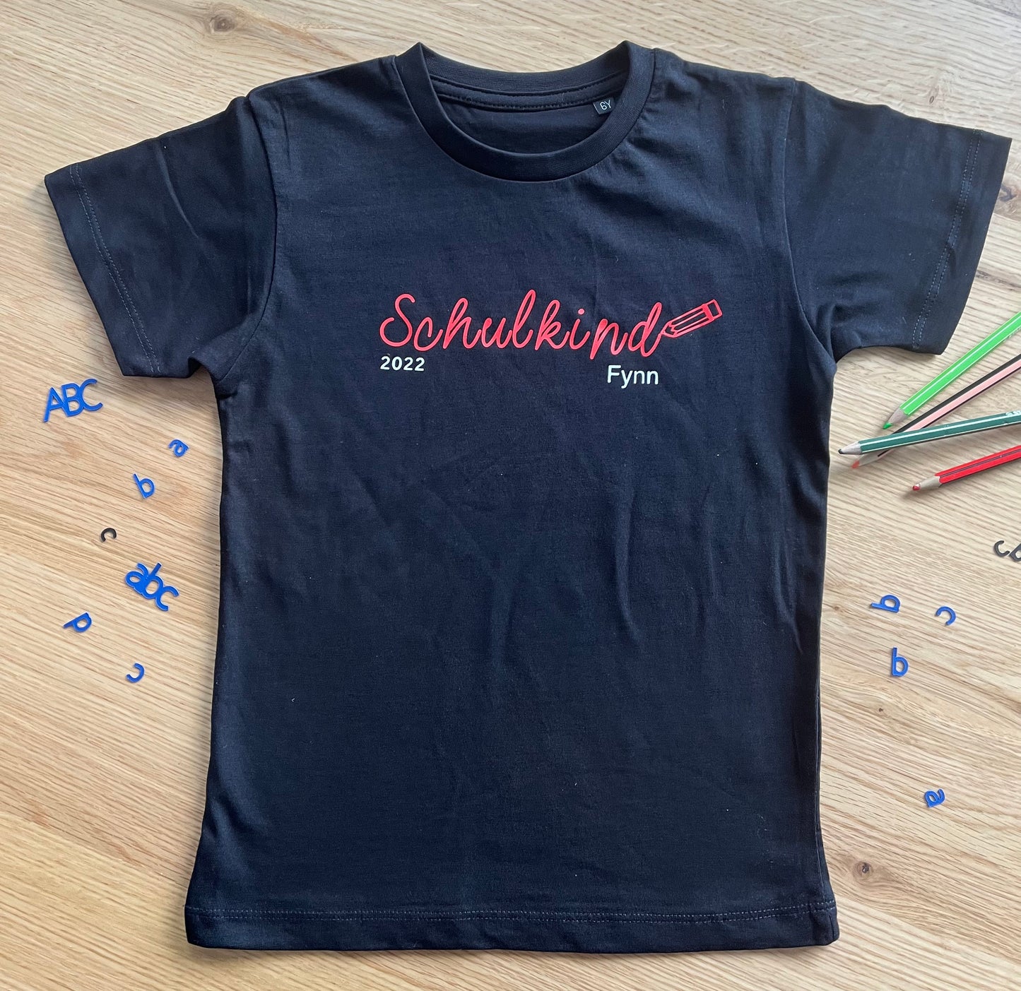 Schulkind T-Shirt Einschulung Kindergarten 2023 Unisex Personalisierbar