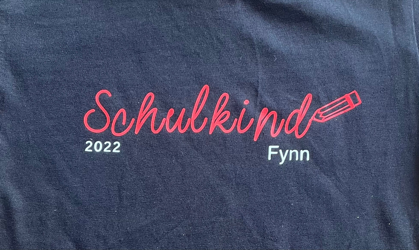 Schulkind T-Shirt Einschulung Kindergarten 2023 Unisex Personalisierbar