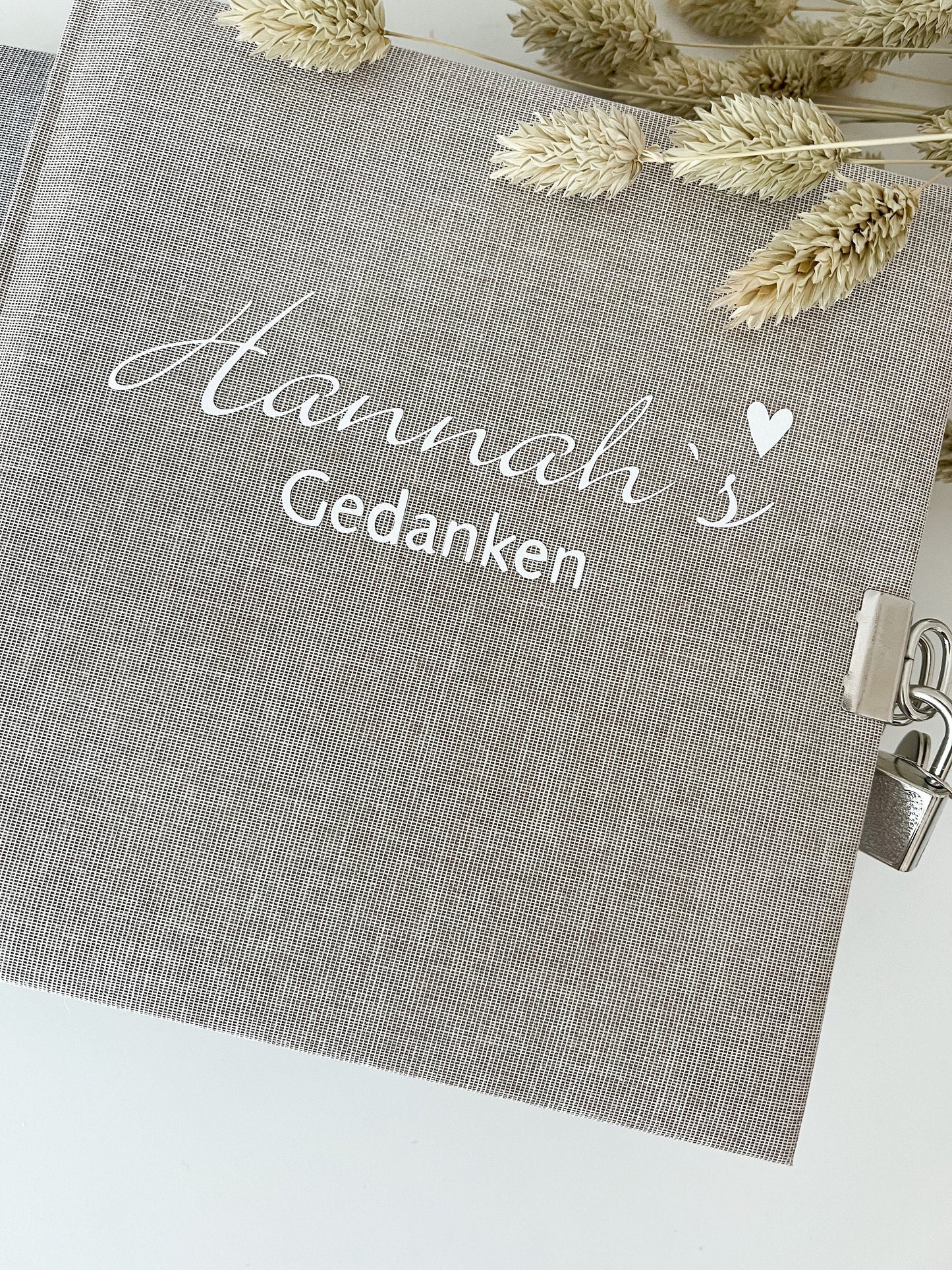 Tagebuch mit Schloss |personalisiert | Leineneinband | Geburtstagsgeschenk