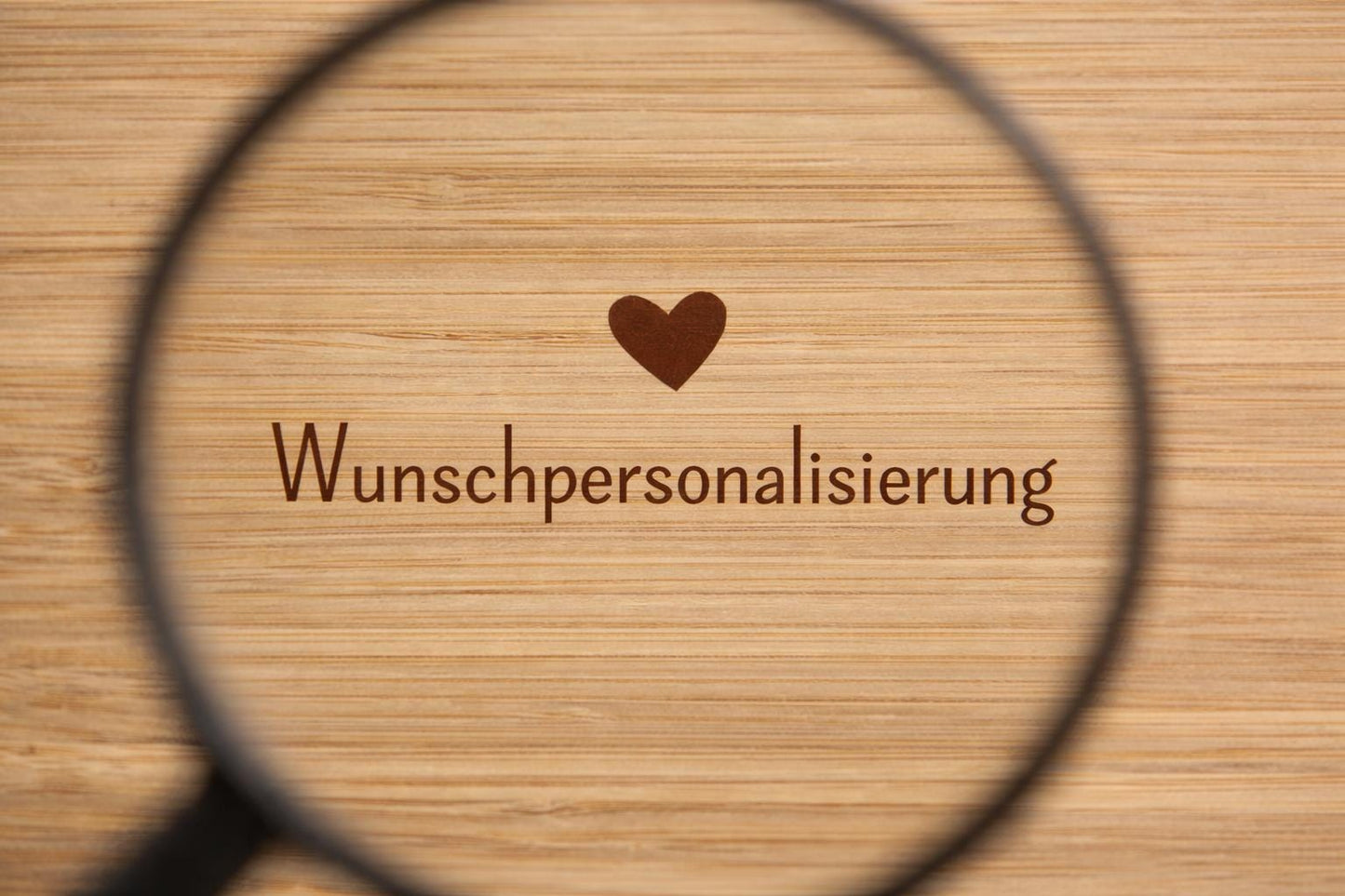 Personalisiertes Bambus Tablett FSC® Graviertes Bettchen aus Bambus mit Herz | Geschenkidee nachhaltig | Wunschgravur möglich