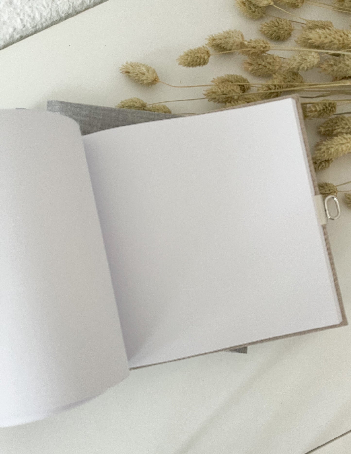 Tagebuch mit Schloss, personalisiert, Leineneinband, mit Initialen