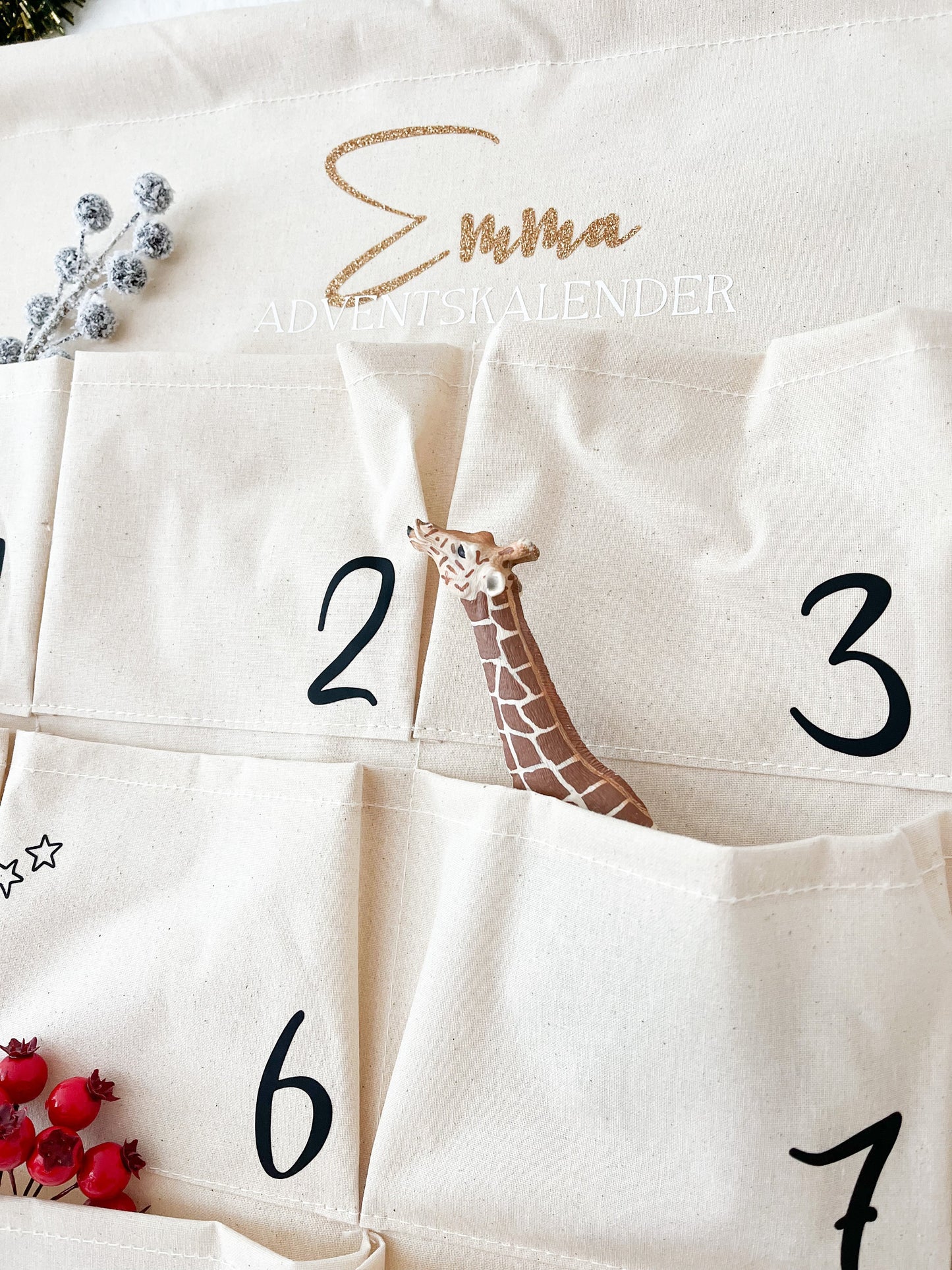 Personalisierter XXL Adventskalender für Kinder zum selber befüllen, 24 Taschen, Kalender aus Stoff