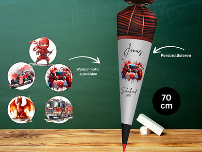 Schultüte aus Stoff | Wunschmotiv | Personalisiert mit Namen | Wunschname | Junge | Rot Schwarz