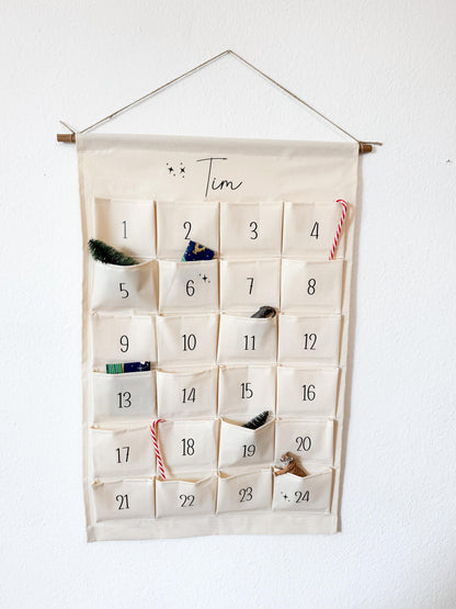 Personalisierter XXL Adventskalender für Kinder zum selber befüllen, 24 Taschen, Kalender aus Stoff | Nachhaltig und Wiederverwendbar