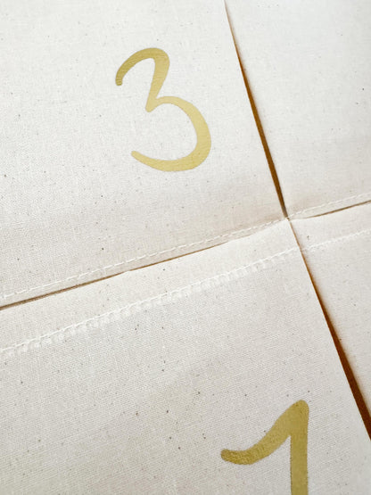 Personalisierter XXL Adventskalender für Kinder zum selber befüllen, 24 Taschen, Kalender aus Stoff