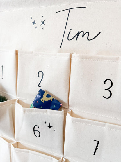 Personalisierter XXL Adventskalender für Kinder zum selber befüllen, 24 Taschen, Kalender aus Stoff | Nachhaltig und Wiederverwendbar