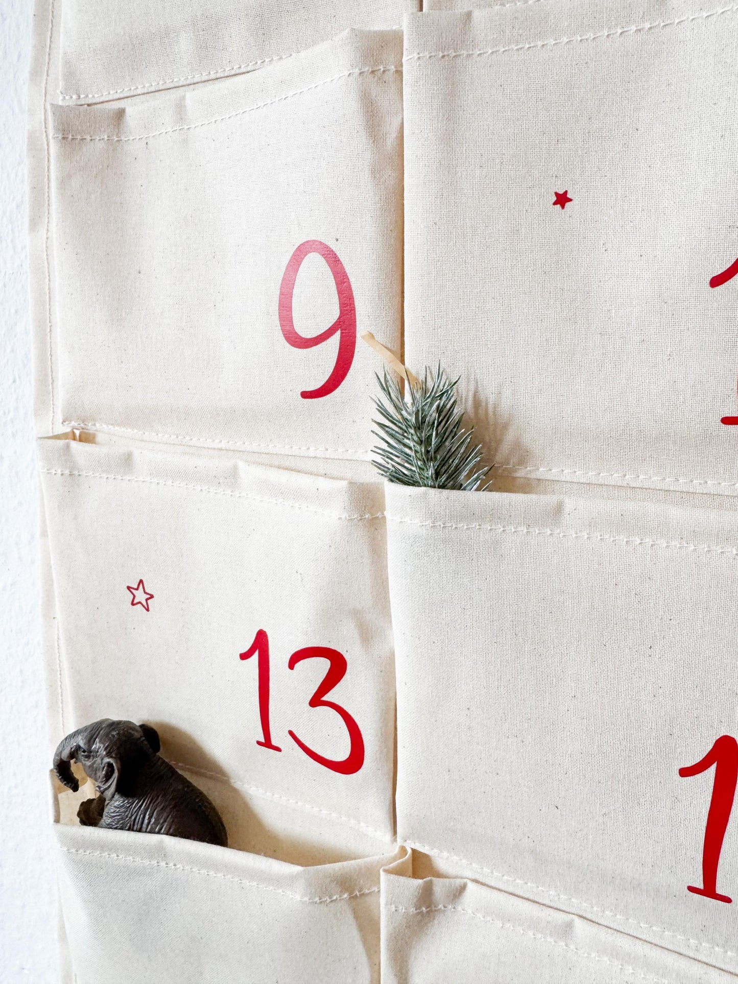 Personalisierter XXL Adventskalender für Kinder zum selber befüllen, 24 Taschen, Kalender aus Stoff